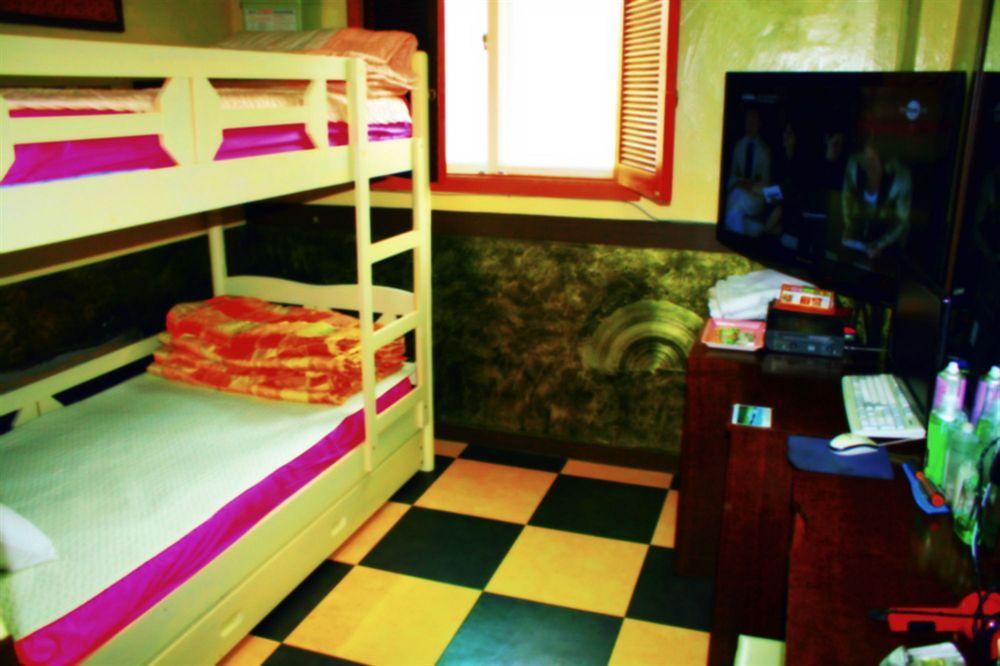 Oppa Hostel Seoul Eksteriør bilde