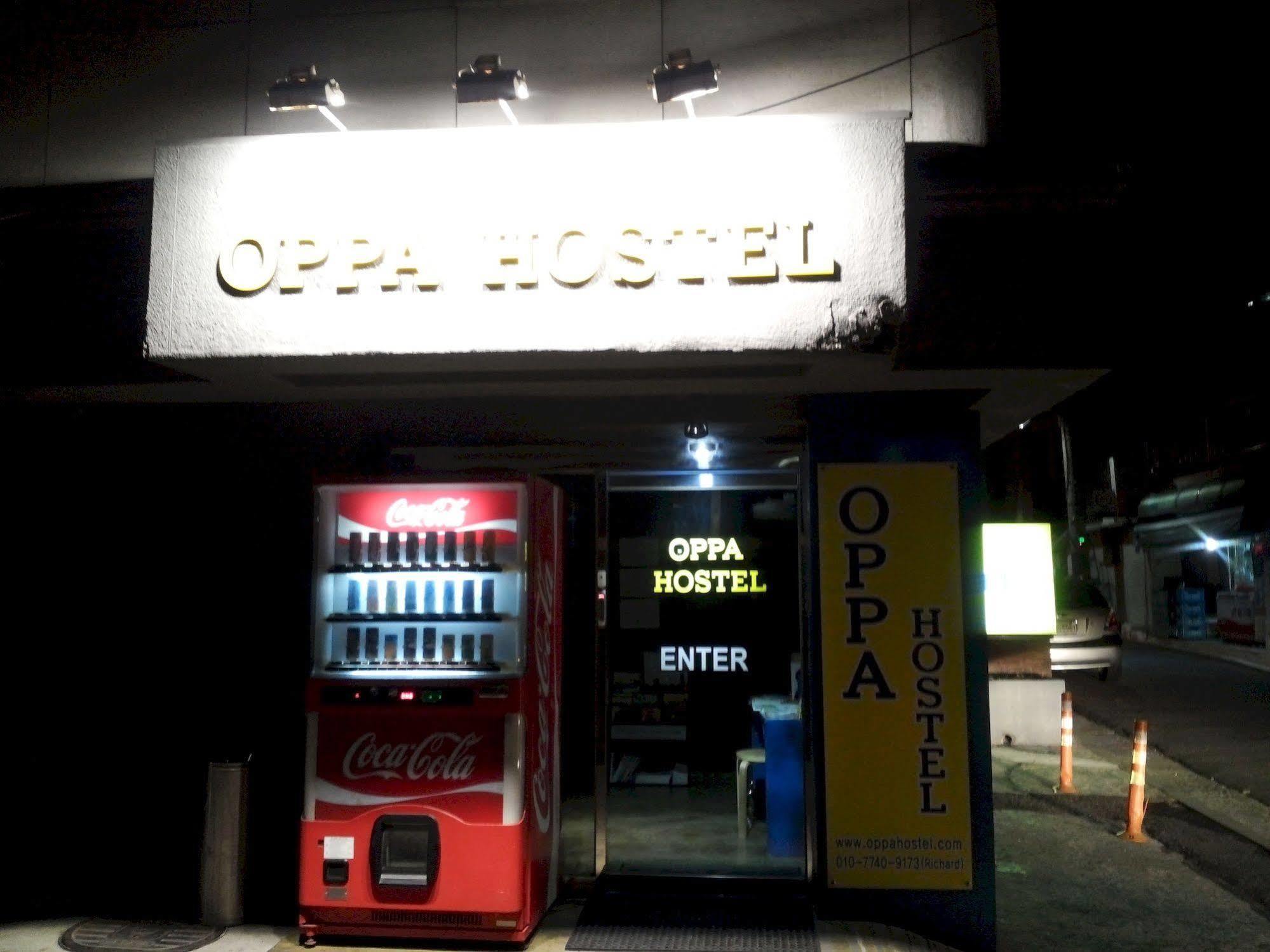 Oppa Hostel Seoul Eksteriør bilde
