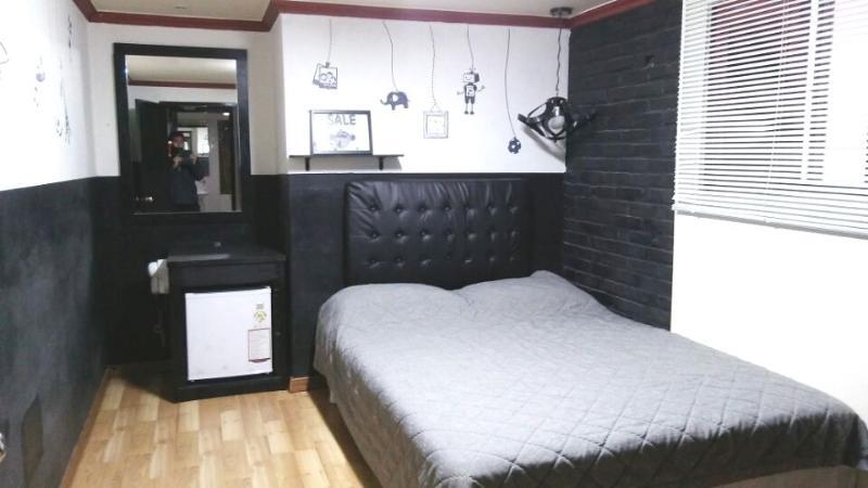 Oppa Hostel Seoul Eksteriør bilde