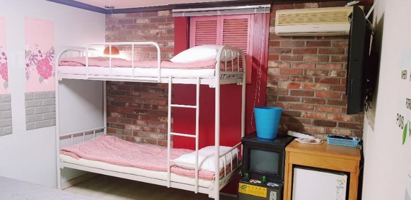 Oppa Hostel Seoul Eksteriør bilde